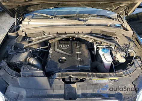 2016 Audi Q5 Premium z USA, uszkodzony, nr VIN WA1C2AFP3GA039083